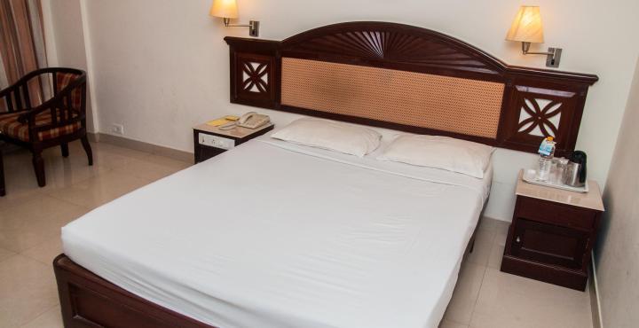 Hotel Arcadia Regency Alappuzha Екстериор снимка