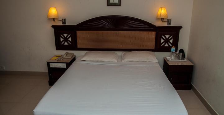 Hotel Arcadia Regency Alappuzha Екстериор снимка