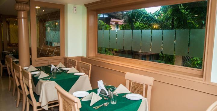 Hotel Arcadia Regency Alappuzha Екстериор снимка