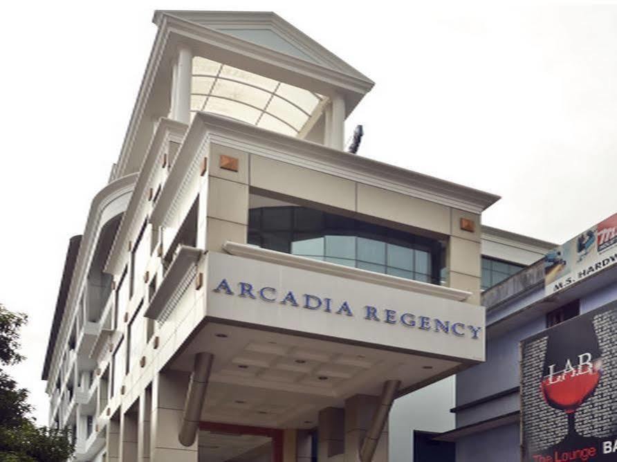 Hotel Arcadia Regency Alappuzha Екстериор снимка