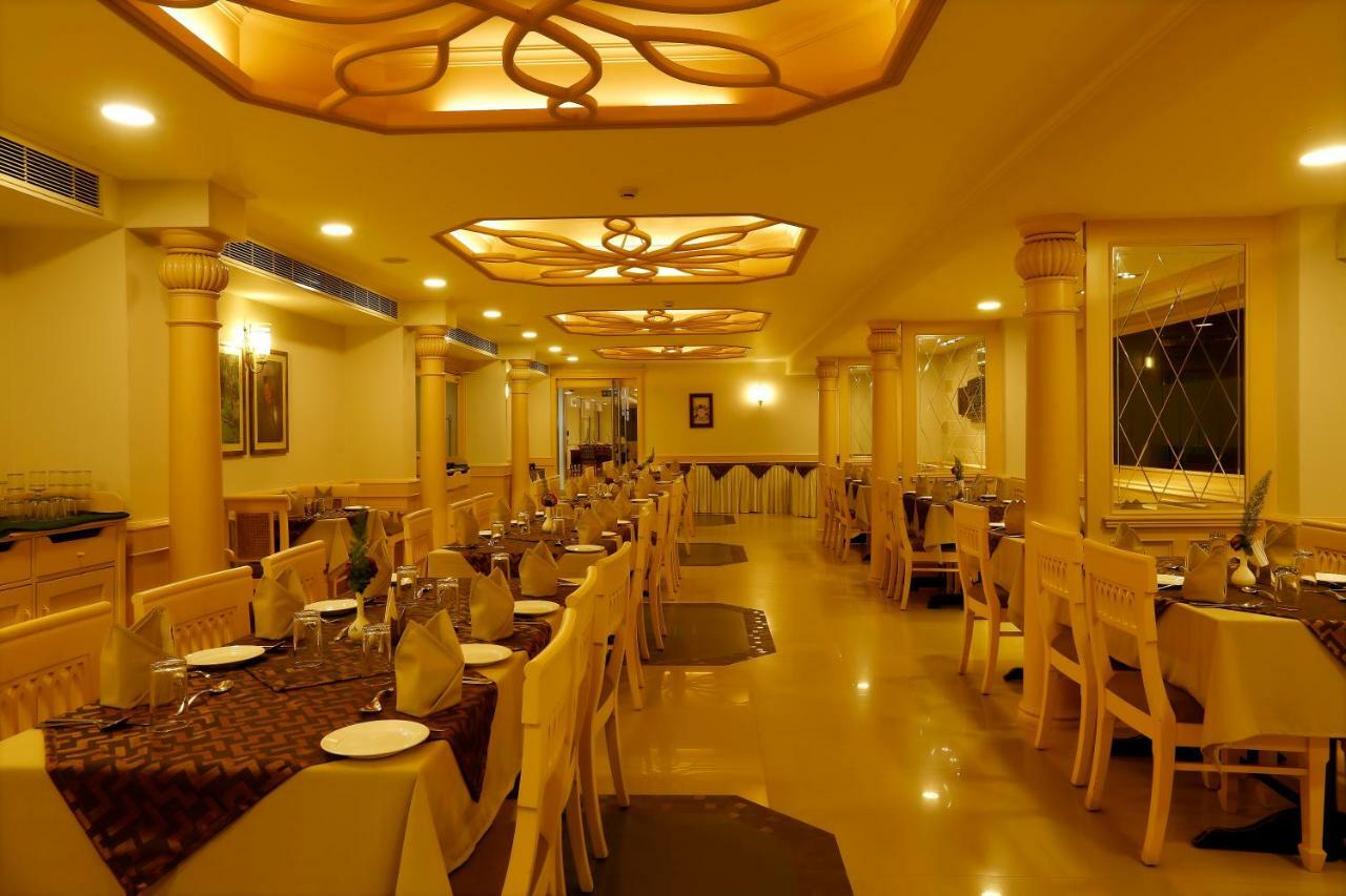 Hotel Arcadia Regency Alappuzha Екстериор снимка