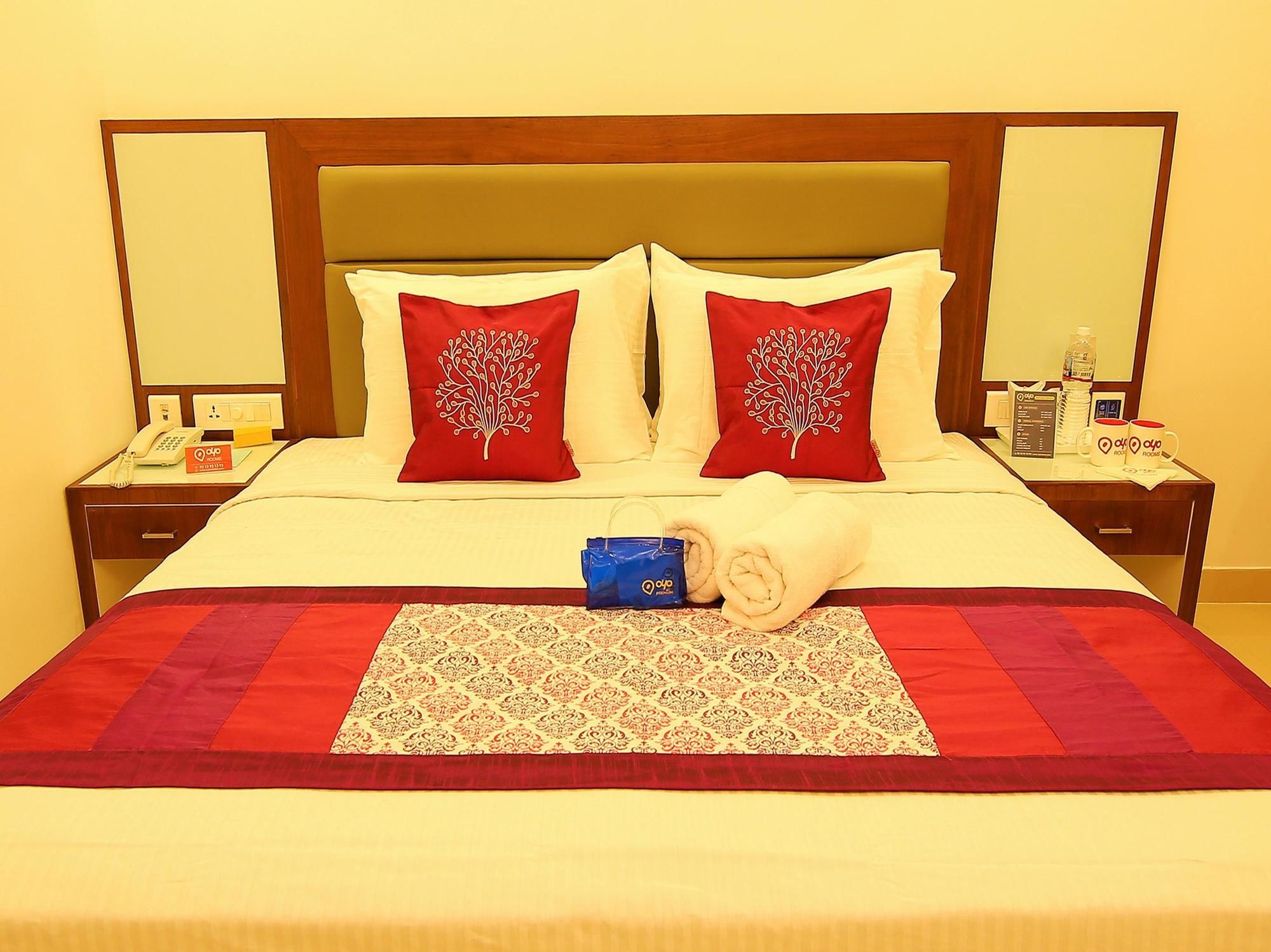 Hotel Arcadia Regency Alappuzha Екстериор снимка