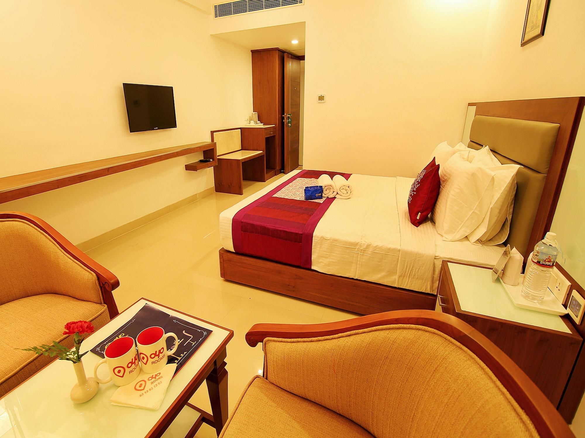 Hotel Arcadia Regency Alappuzha Екстериор снимка